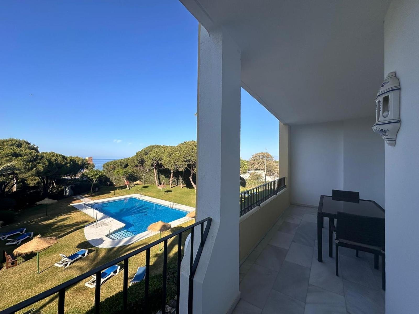Cabopino N Apartment Marbella Exterior photo